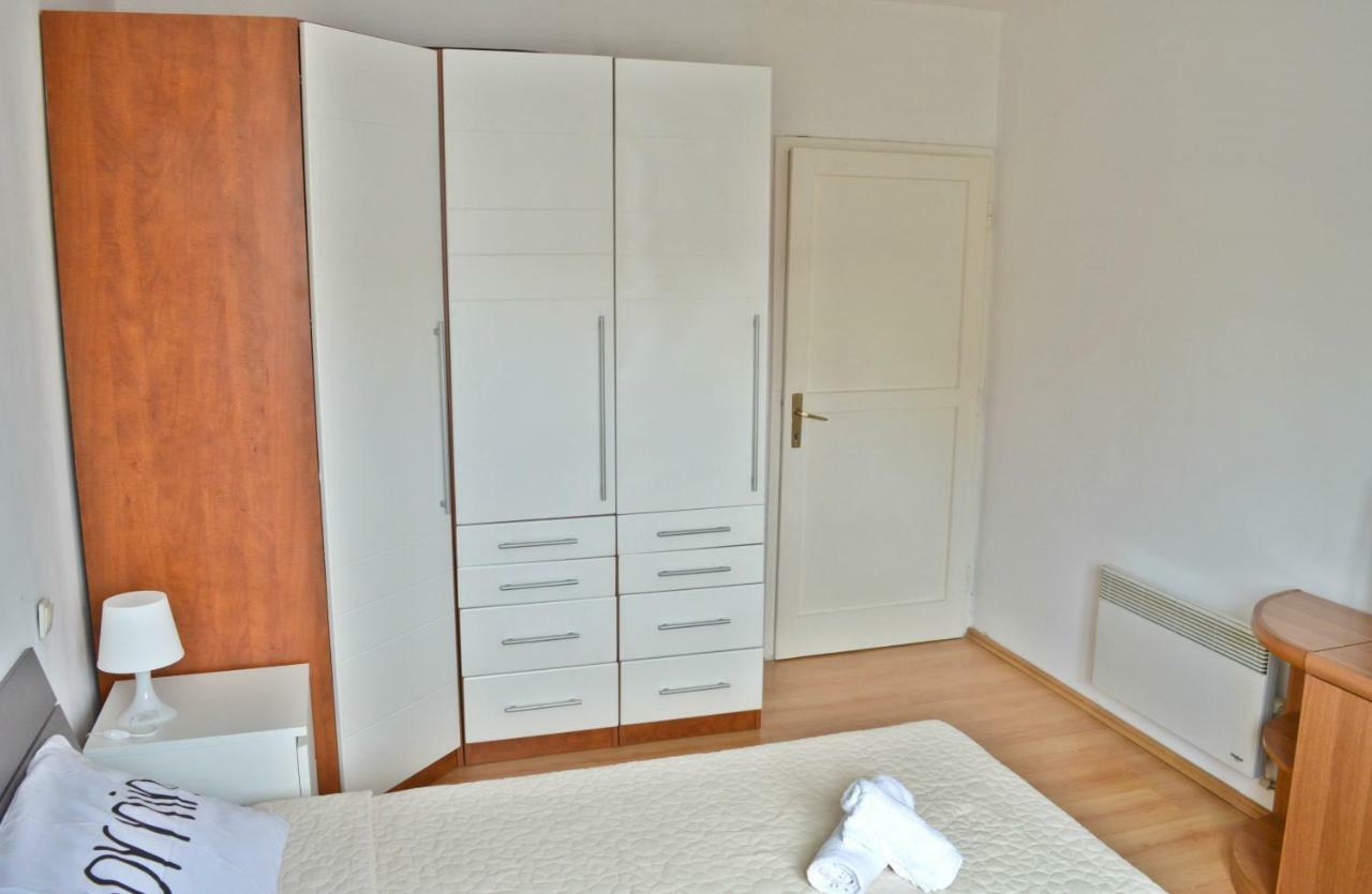 Liburana Apartment *