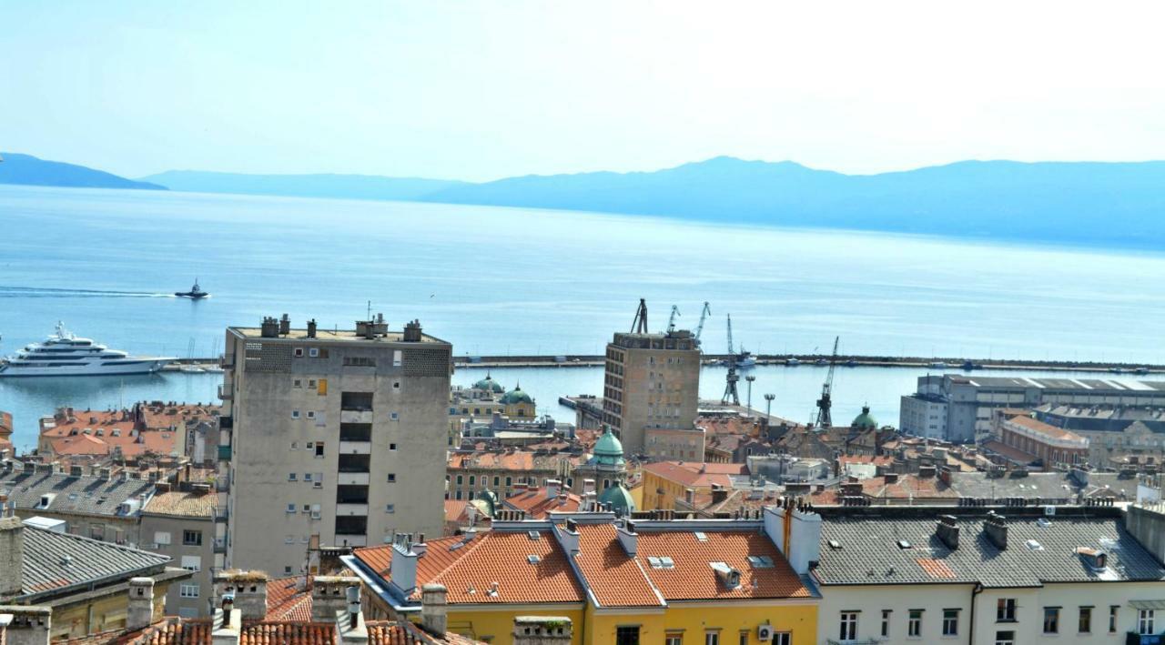 Liburana Apartment *